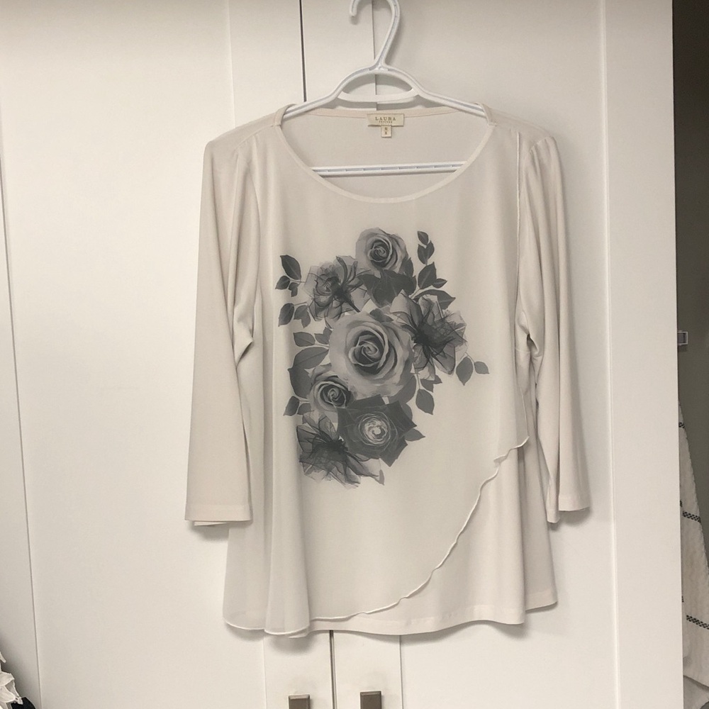 Laura  brand - Elegant Women's Cream Blouse with Gray Floral Design